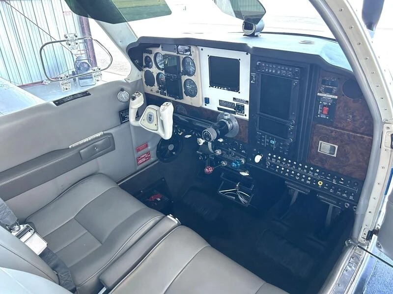 1976 Beechcraft V35B Bonanza [Credit: Carolina Aircraft]