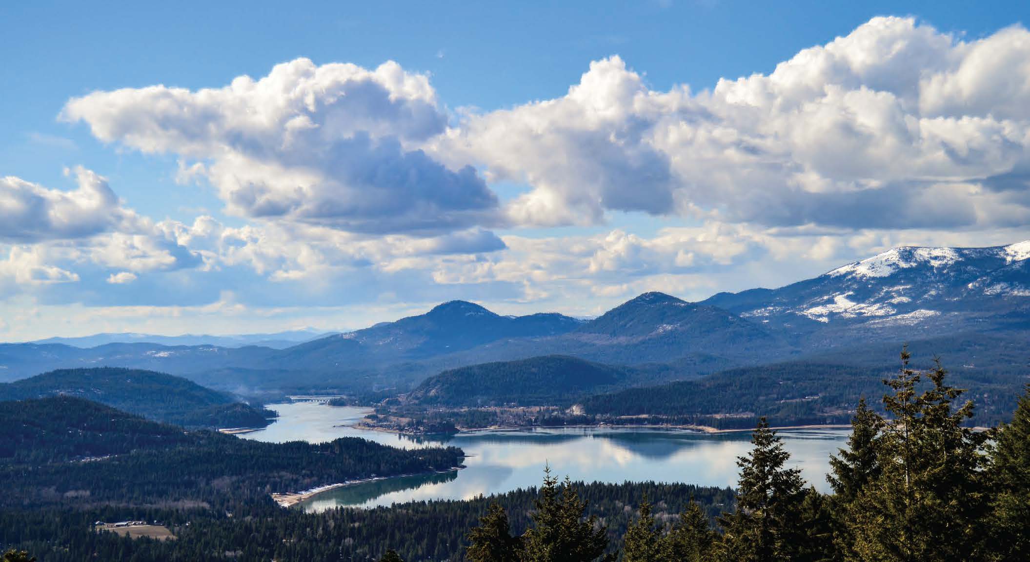 Sandpoint, Idaho, is one of those places where you will have as fond of memories from flying as you do from your adventures on the ground. [Adobe Stock]